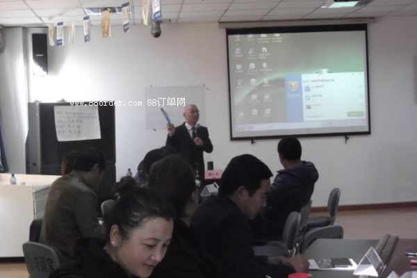 中層切割領(lǐng)導(dǎo)力藝術(shù)訓(xùn)練營